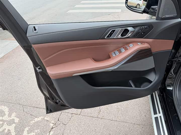 BMW X7 2023 2023款 xDrive40i 领先型豪华套装