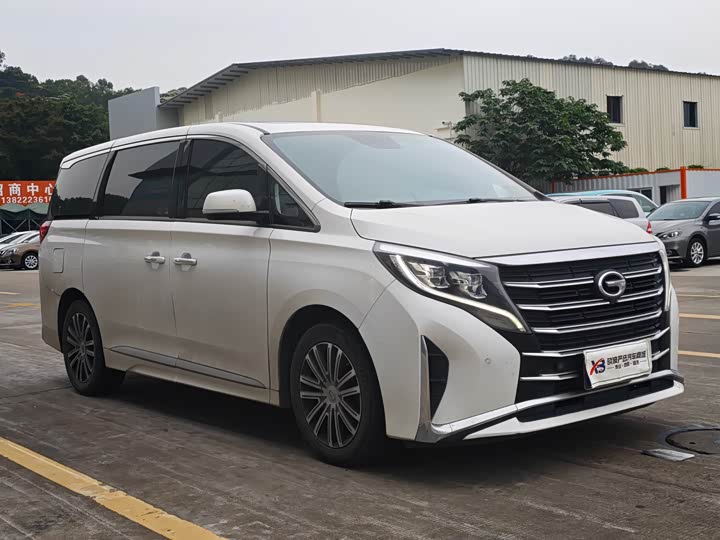 GAC Trumpchi M8 2021 2021款 领秀系列 390T 尊贵版