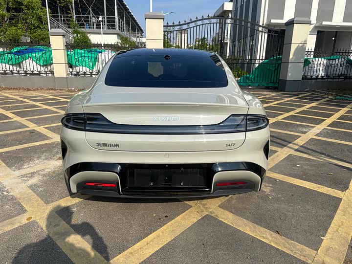 Xiaomi SU7 2024 2024款 后驱长续航智驾版