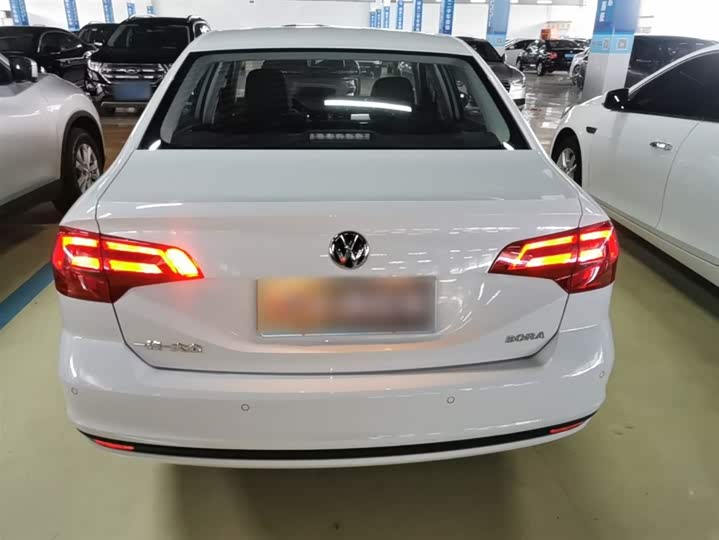Volkswagen Bora 2019 2019款 改款 宝来·传奇 1.5L 自动时尚型 国VI