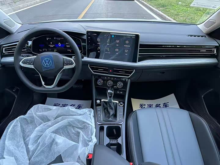 Volkswagen Sagitar L 2026 2026款 3000万辆甄选款 300TSI DSG 超越版