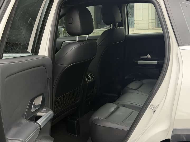 Zdjęcie 7 - Mercedes-Benz GLA-Class