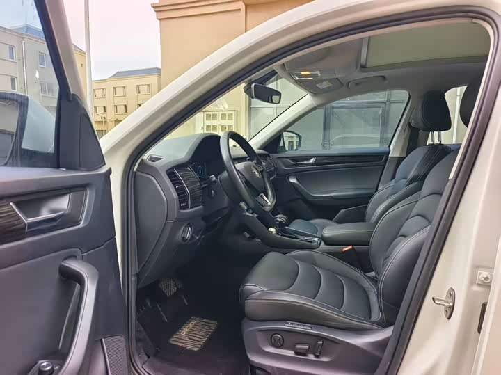 Skoda Kodiaq 2022 2022款 TSI330 5座两驱奢享版