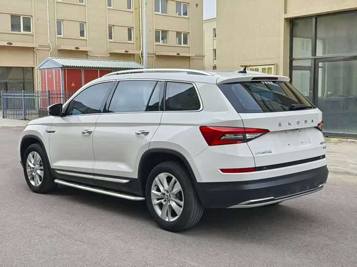 Skoda Kodiaq 2022 2022款 TSI330 5座两驱奢享版