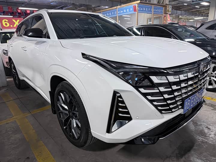 Changan UNI-Z 2025 2025款 1.5T 尊贵型