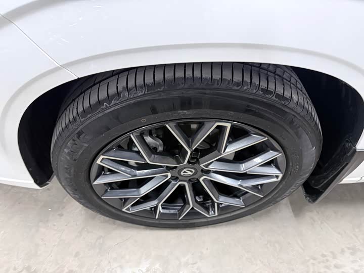 Changan UNI-Z 2025 2025款 1.5T 尊贵型