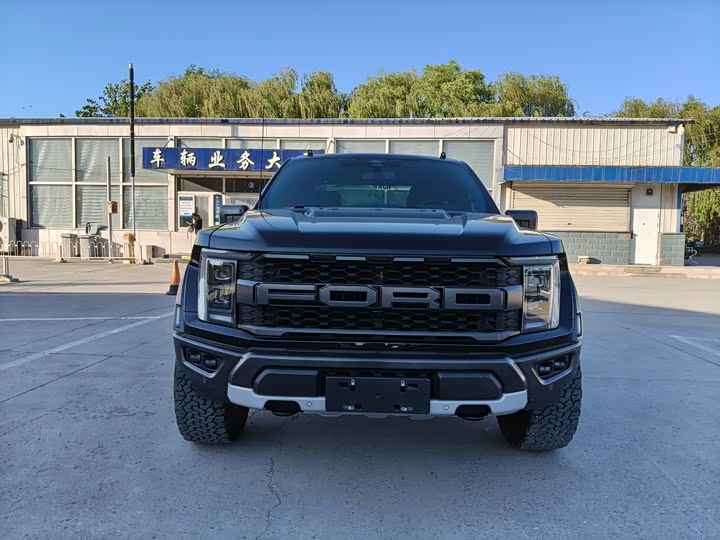 Фото 2 - Ford F-150 Raptor
