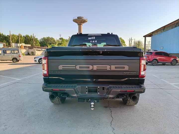 Фото 5 - Ford F-150 Raptor