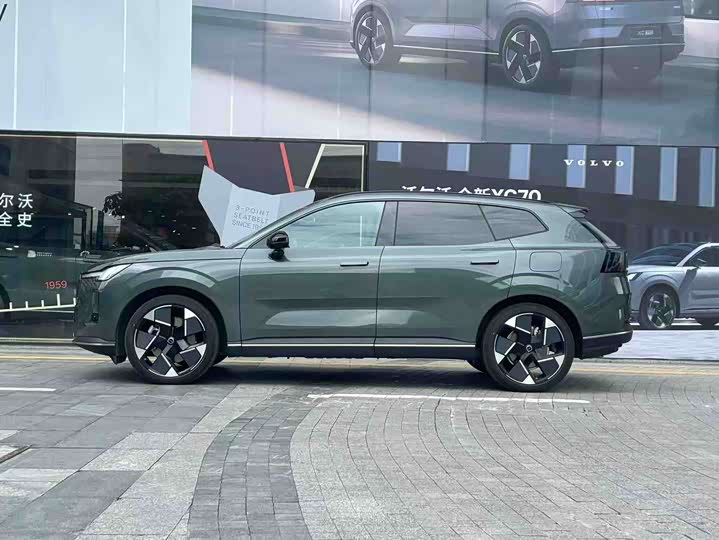 Volvo XC70 Hybrid 2026 2026款 四驱超长续航Ultra