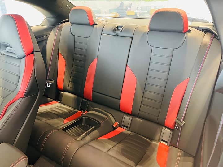 Фото 8 - BMW 2 Series