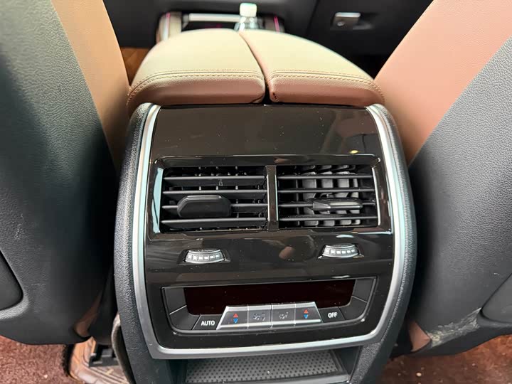 BMW X7 2023 2023款 xDrive40i 领先型豪华套装