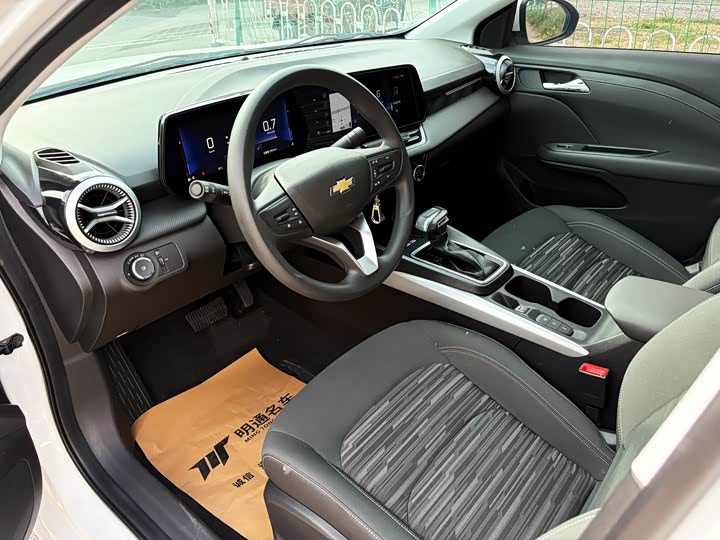 Chevrolet Monza 2023 2023款 1.5L 双离合乐享版