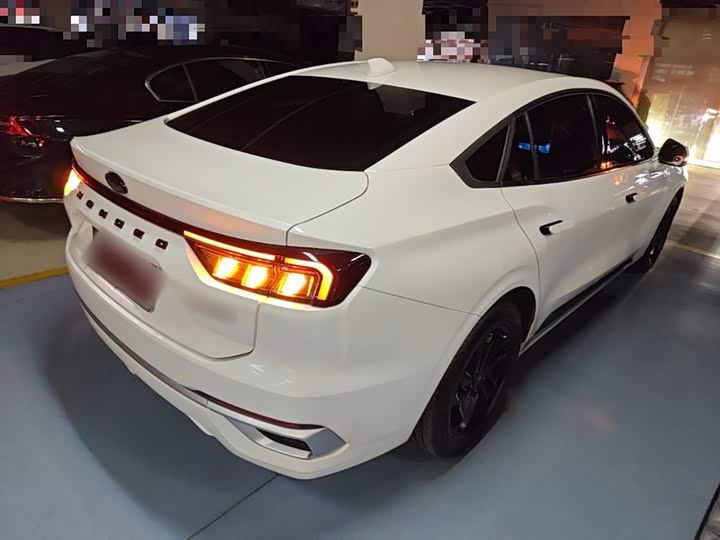 Ford Mondeo 2025 2025款 1.5T EcoBoost 舒雅型