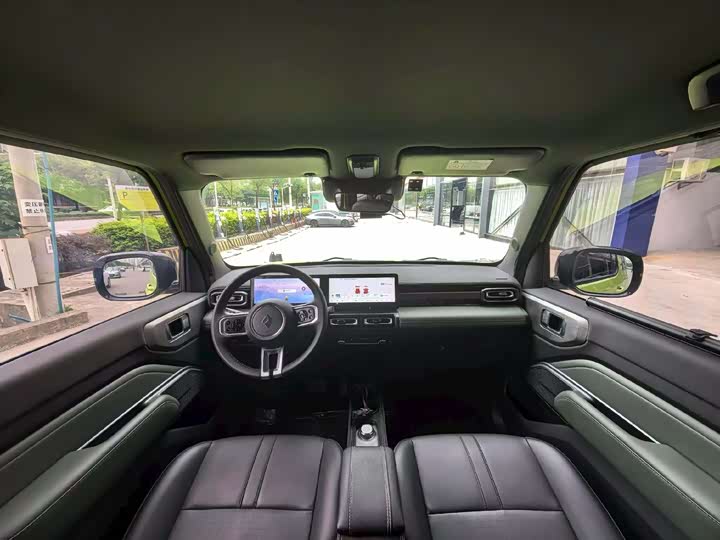 Baojun Yep 2023 2023款 智尊版