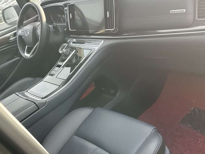 GAC Trumpchi M8 2021 2021款 大师系列 390T 尊贵版