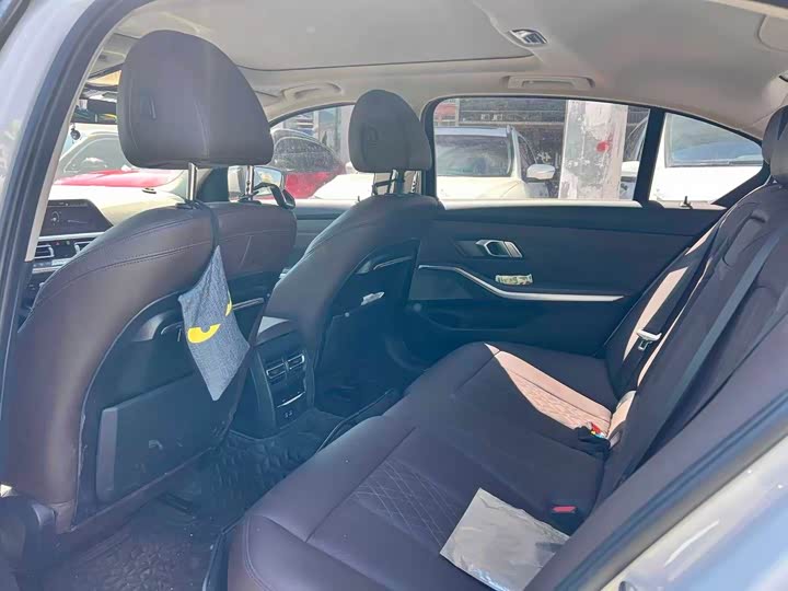 Фото 7 - BMW 3 Series
