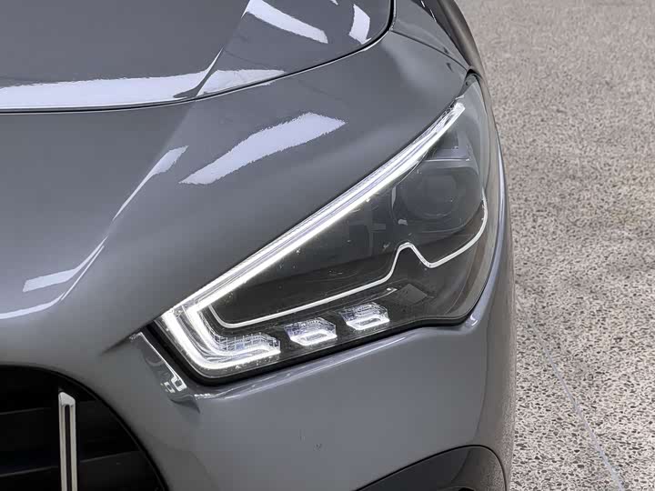 Фото 8 - Mercedes-Benz CLA-Class AMG