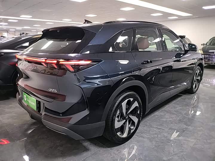 BAIC Arcfox Alpha T5 2026 2026款 增程 1215 元境智行版