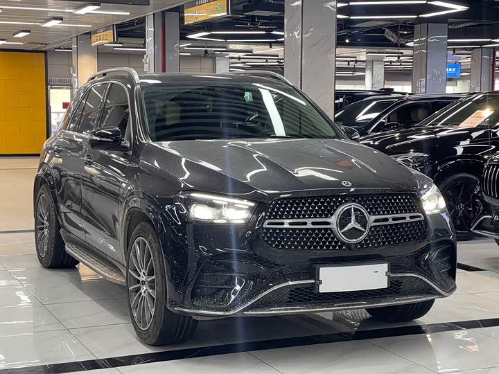 Фото 3 - Mercedes-Benz GLE-Class