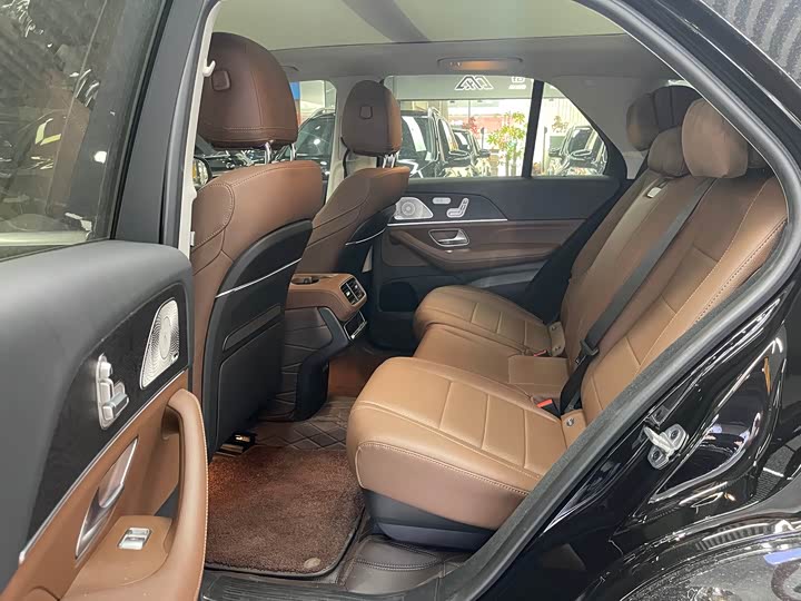 Фото 6 - Mercedes-Benz GLE-Class
