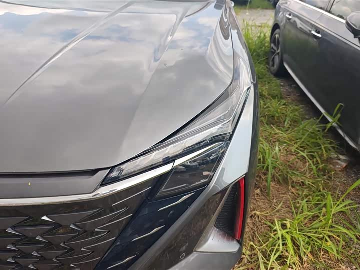 Changan Oshan Z6 2022 2022款 蓝鲸 1.5T DCT智领型城市版