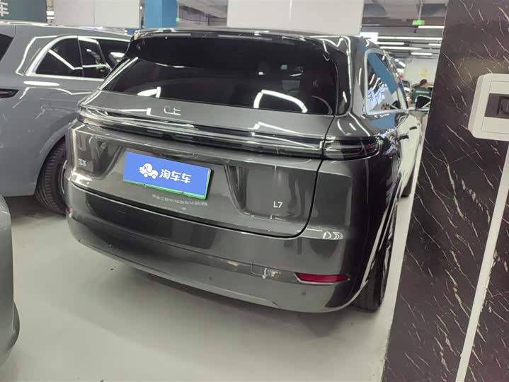 Photo 3 - LiXiang L7