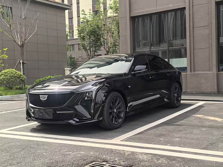 Cadillac CT5 2025 2025款 28T 赛道性能版