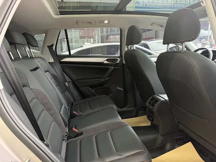 Фото 7 - Volkswagen Tayron