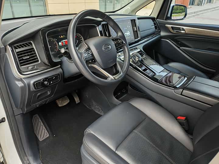 Zdjęcie 9 - GAC Trumpchi M8