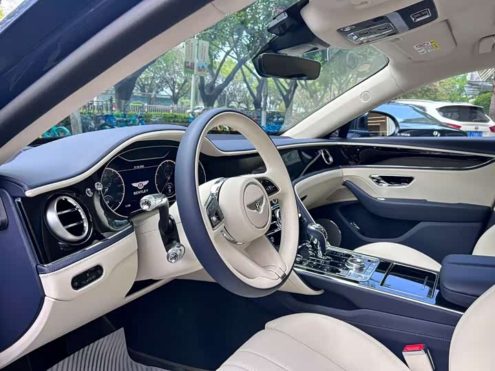 2024 Bentley Flying Spur