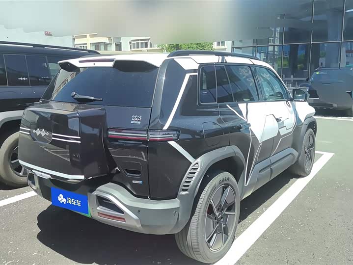 2025 BYD FangChengBao Titanium 3 (Tai 3)