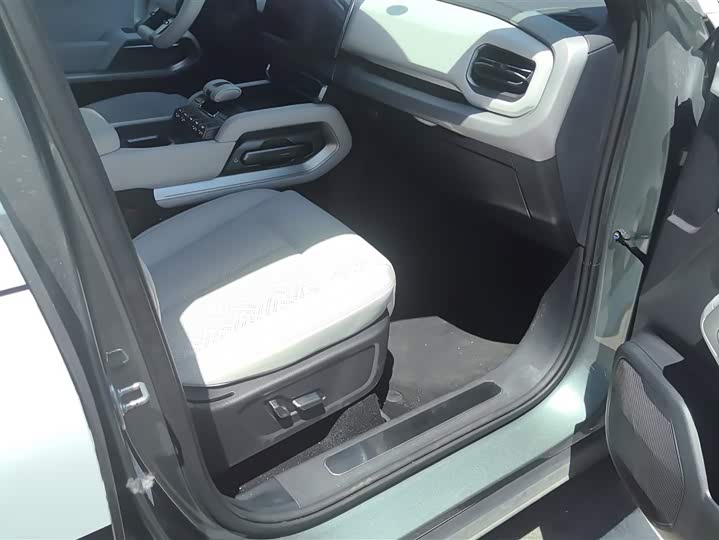 BYD FangChengBao Titanium 3 (Tai 3) 2025 2025款 501KM 四驱Ultra版