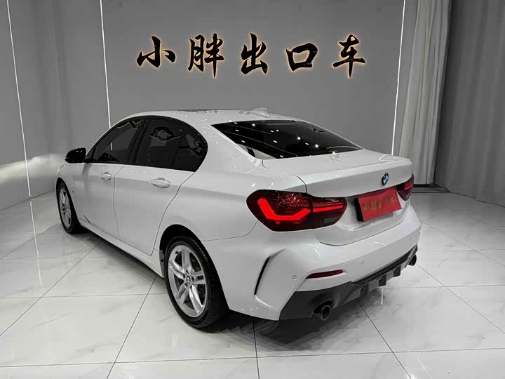 BMW 1 Series 2023 2023款 120i M运动曜夜版