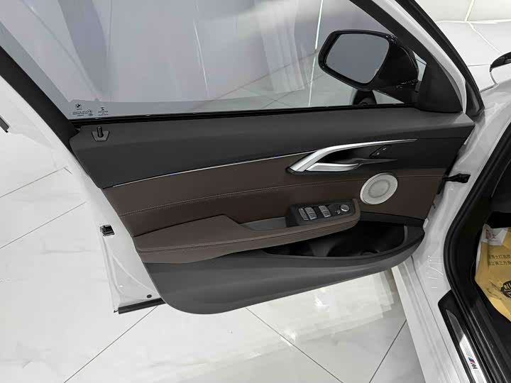 BMW 1 Series 2023 2023款 120i M运动曜夜版