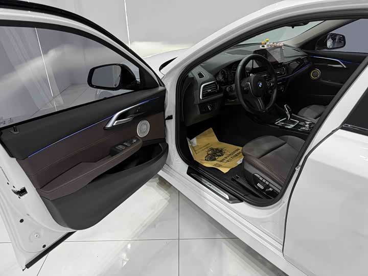 BMW 1 Series 2023 2023款 120i M运动曜夜版