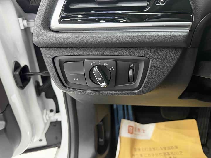 BMW 1 Series 2023 2023款 120i M运动曜夜版