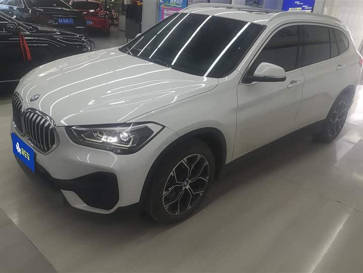 Фото 1 - BMW X1