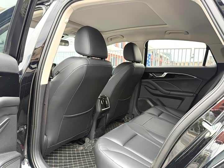 Bestune B70 2023 2023款 第三代 1.5T 自动畅享型
