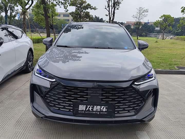 Фото 2 - BYD Tang Hybrid/EV