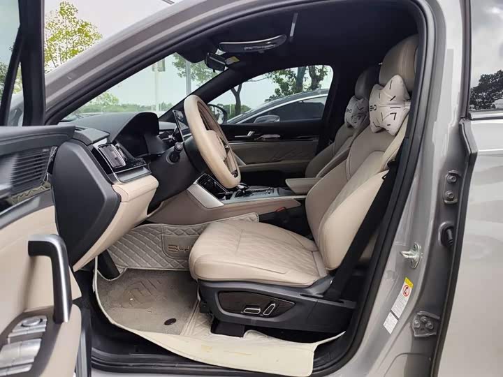 Фото 5 - BYD Tang Hybrid/EV