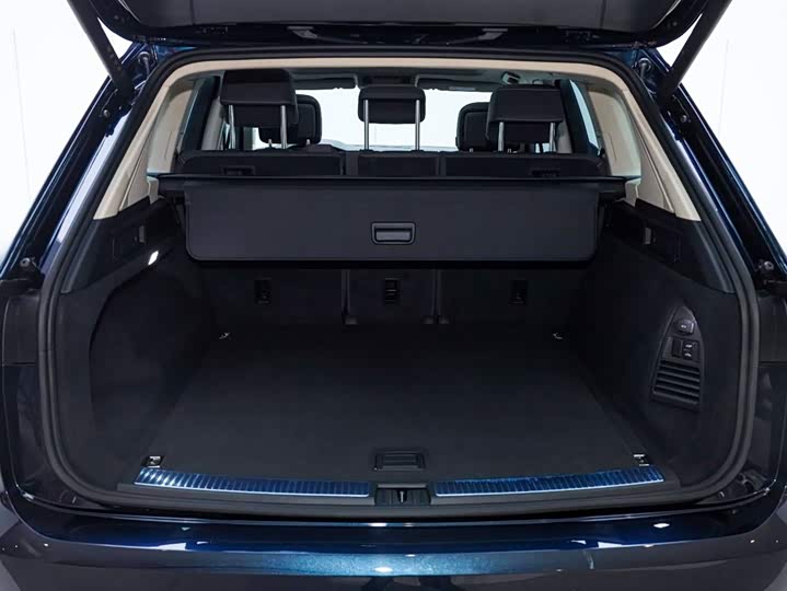 2025 Volkswagen Touareg