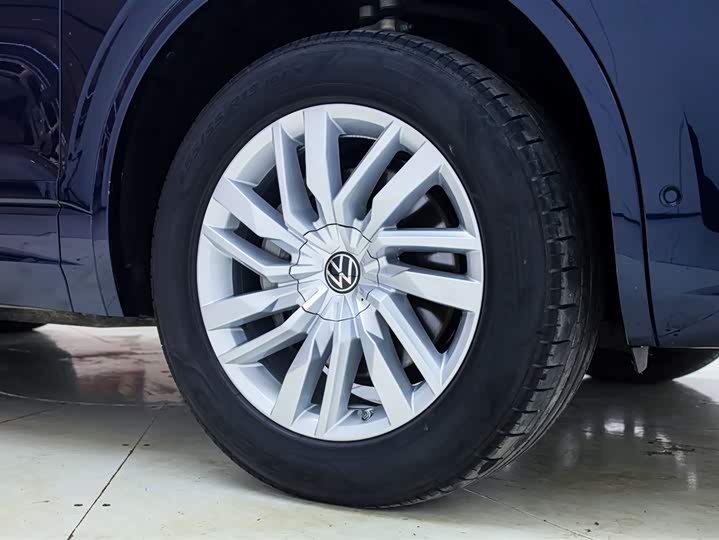 2025 Volkswagen Touareg