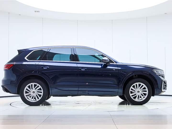صورة 7 - Volkswagen Touareg