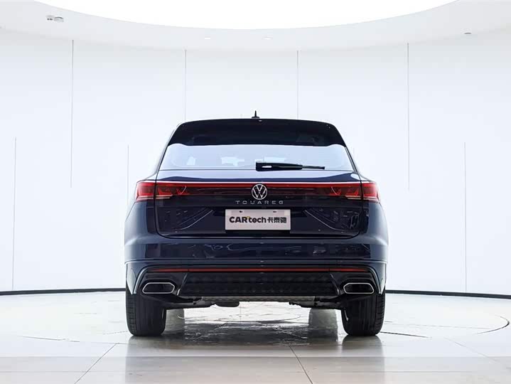 صورة 8 - Volkswagen Touareg