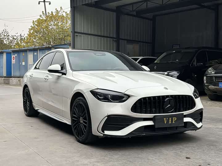 Zdjęcie 2 - Mercedes-Benz C-Class