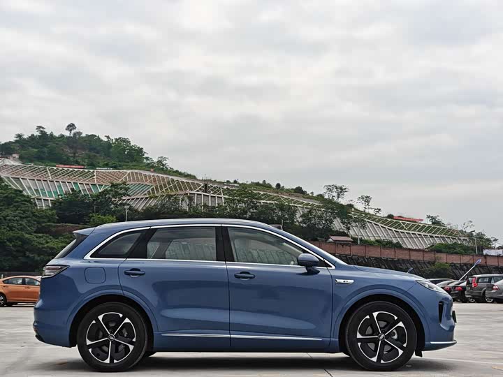 2025 Shangjie (Huawei × SAIC) H5