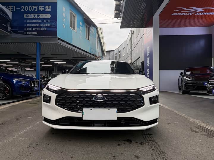 Ford Mondeo 2025 2025款 2.0T EcoBoost 至尊型