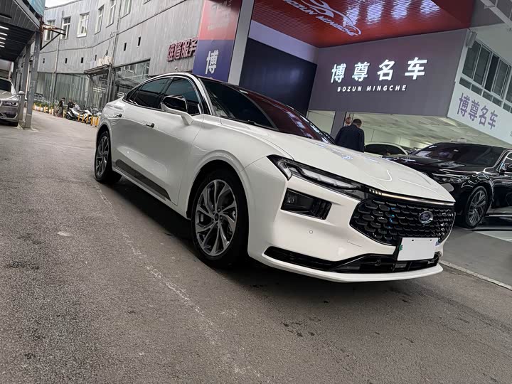 Ford Mondeo 2025 2025款 2.0T EcoBoost 至尊型