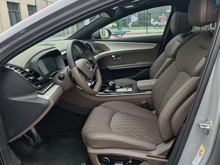 BYD Han 2025 2025款 DM-i 智驾版 125KM激光雷达旗舰型