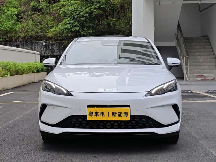BYD Seal 05 DM-i Hybrid 2025 2025款 DM-i 智驾版 120KM旗舰型